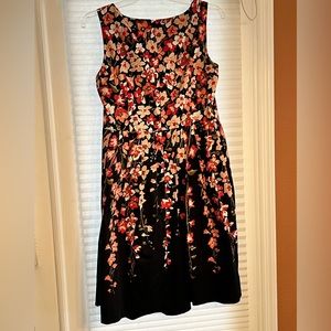 *EUC* Talbots Sleeveless Black and Floral Women’s Dress, Size 16W